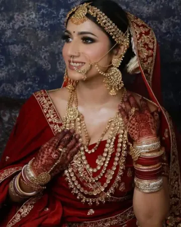 Picture for category Bridal Sets