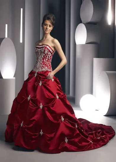 Picture of Red Bridal Gown 