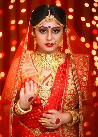Picture of Beautiful Bridal Gold Jewellery